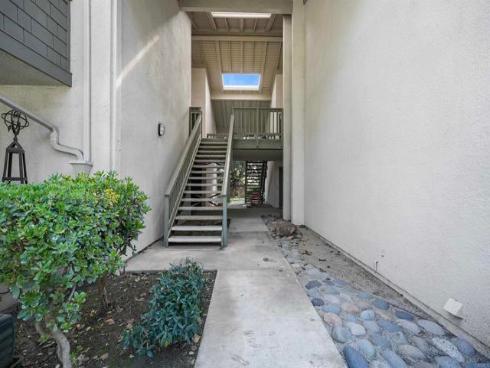 8566 Van Ness Court 19G , Huntington Beach, CA