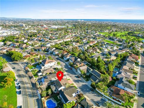 6781 Lawn Haven Drive, Huntington Beach, CA