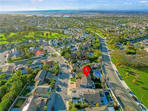 6781 Lawn Haven Drive, Huntington Beach, CA