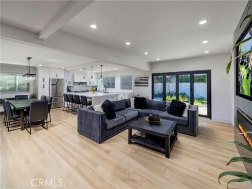 21091 Inferno Lane, Huntington Beach, CA