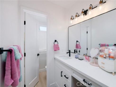 21091 Inferno Lane, Huntington Beach, CA