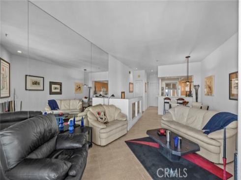 200 Pacific Coast 325 Highway, Huntington Beach, CA