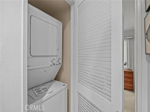 200 Pacific Coast 325 Highway, Huntington Beach, CA