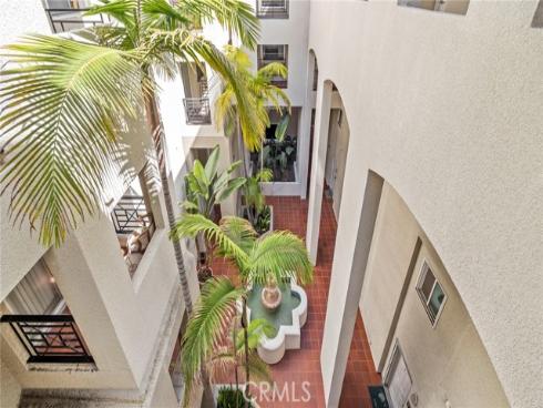 200 Pacific Coast 325 Highway, Huntington Beach, CA