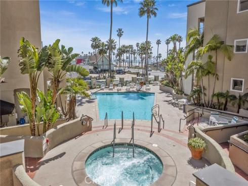 200 Pacific Coast 325 Highway, Huntington Beach, CA