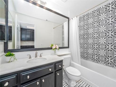 20322 Portview CI203 Circle, Huntington Beach, CA