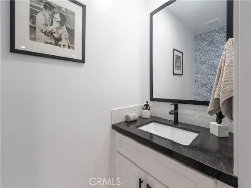 222 Detroit Avenue, Huntington Beach, CA