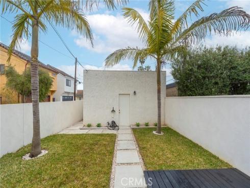 222 Detroit Avenue, Huntington Beach, CA