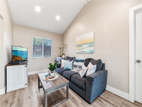 5091 Skylark Drive, Huntington Beach, CA