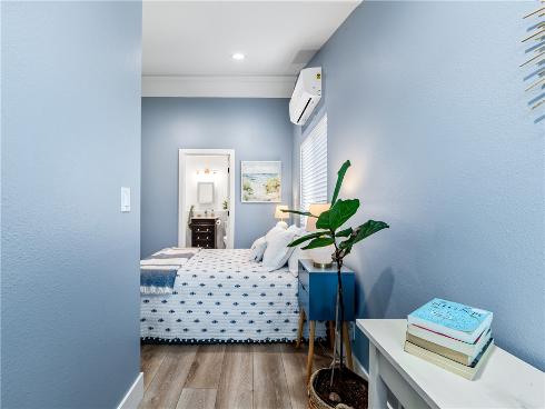 5091 Skylark Drive, Huntington Beach, CA