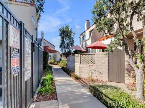 4182 Delphi Circle, Huntington Beach, CA