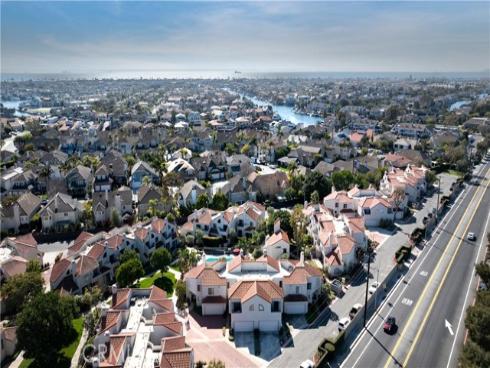 4182 Delphi Circle, Huntington Beach, CA