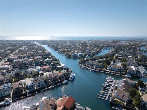 4182 Delphi Circle, Huntington Beach, CA