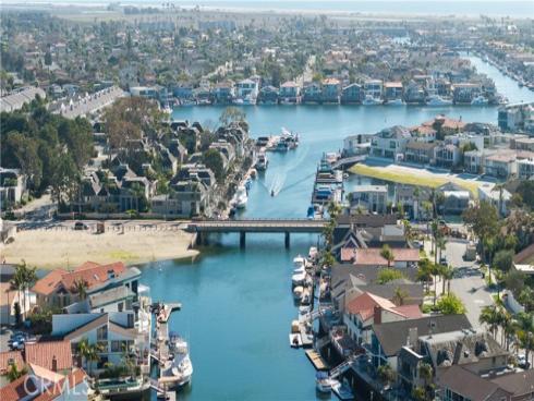 4182 Delphi Circle, Huntington Beach, CA