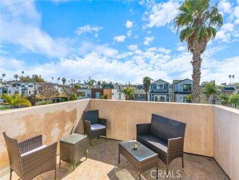 519 13th Street, Huntington Beach, CA