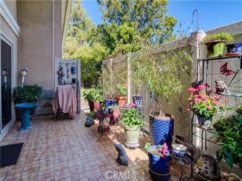 8565  Sierra  914C  Circle, Huntington Beach, CA