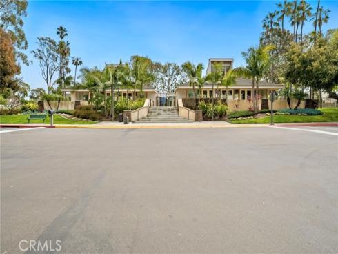 19811 Deep Harbor Dr , Huntington Beach, CA