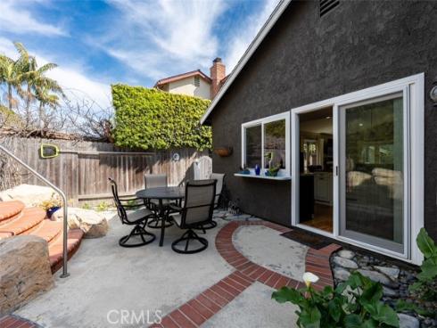 8441 Norfolk Drive, Huntington Beach, CA