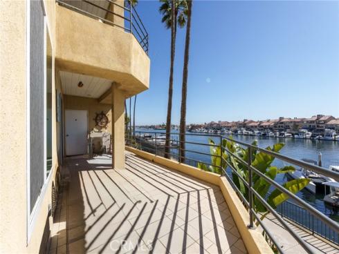 16291  Countess  105  Drive, Huntington Beach, CA