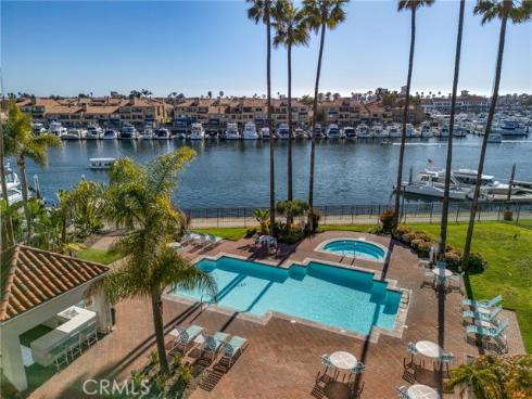 16291  Countess  105  Drive, Huntington Beach, CA