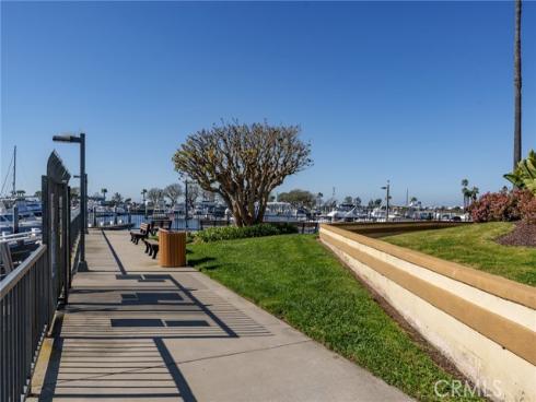 16291  Countess  105  Drive, Huntington Beach, CA