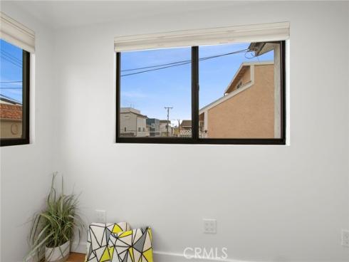 16833 Bayview Drive, Huntington Beach, CA