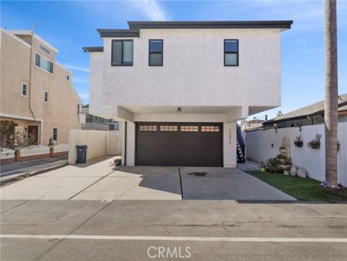 16833 Bayview Drive, Huntington Beach, CA
