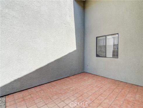 8933 Amador 1317C Circle, Huntington Beach, CA