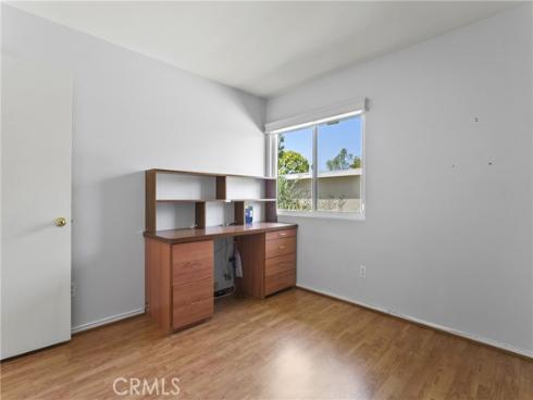 8933  Amador  1316E  Circle, Huntington Beach, CA