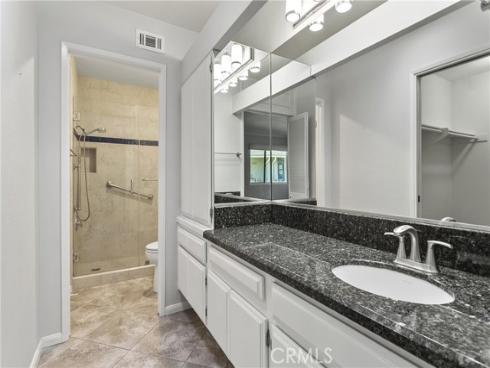 8933  Amador  1316E  Circle, Huntington Beach, CA