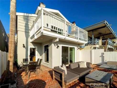 16755 Bay View Drive, Huntington Beach, CA