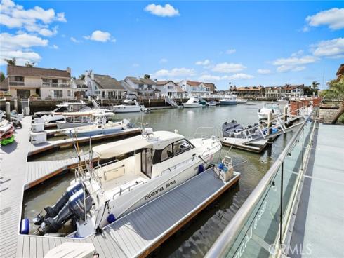 16449 Ladona Circle, Huntington Beach, CA