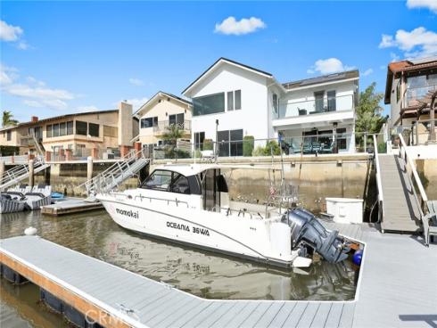 16449 Ladona Circle, Huntington Beach, CA