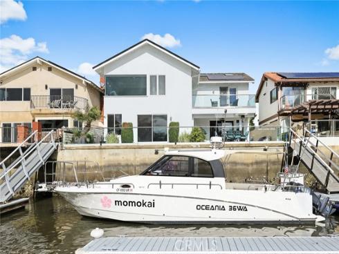 16449 Ladona Circle, Huntington Beach, CA