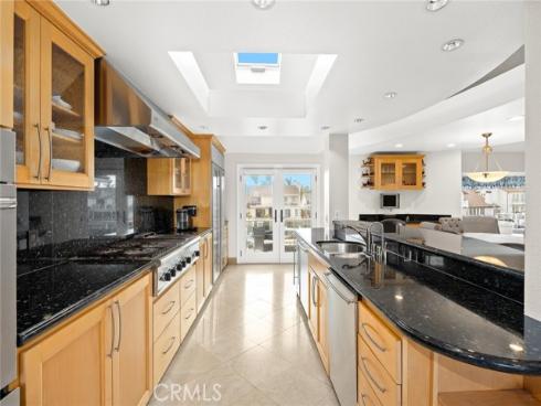 16449 Ladona Circle, Huntington Beach, CA