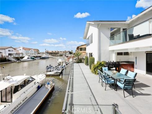 16449 Ladona Circle, Huntington Beach, CA