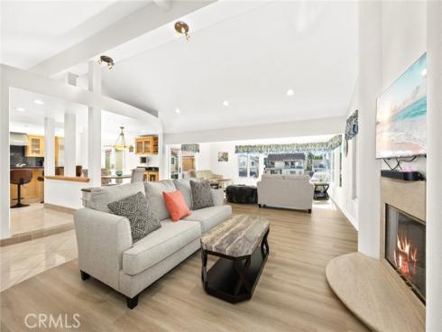 16449 Ladona Circle, Huntington Beach, CA