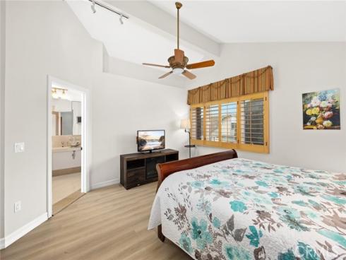 16449 Ladona Circle, Huntington Beach, CA