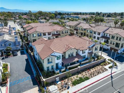 19091  Azul   Lane, Huntington Beach, CA