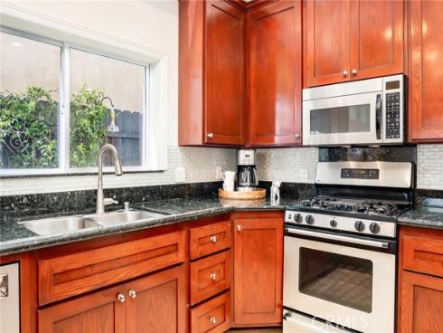 308 9th Street, Huntington Beach, CA