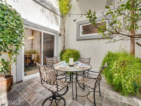 308 9th Street, Huntington Beach, CA