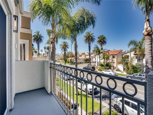 308 9th Street, Huntington Beach, CA