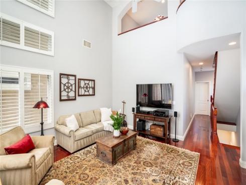 308 9th Street, Huntington Beach, CA