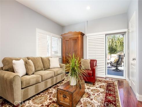 308 9th Street, Huntington Beach, CA