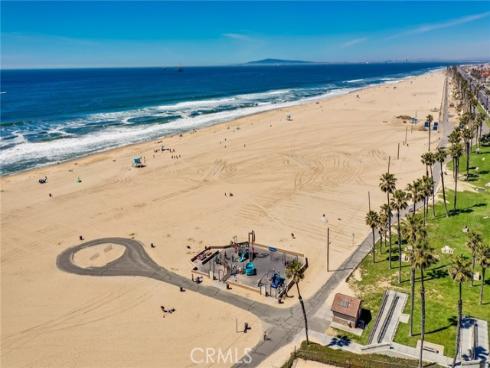 308  9th   Street, Huntington Beach, CA