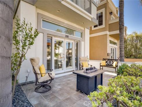 308 9th Street, Huntington Beach, CA