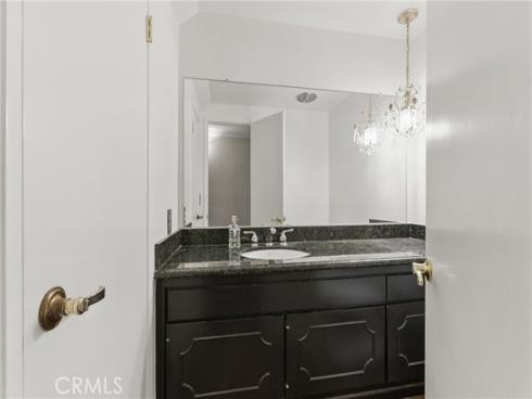 17192 Saint Andrews Lane, Huntington Beach, CA