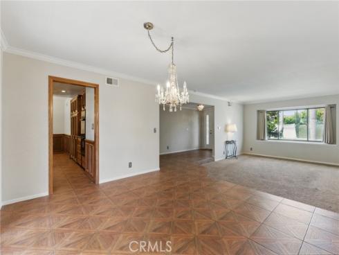 17192 Saint Andrews Lane, Huntington Beach, CA