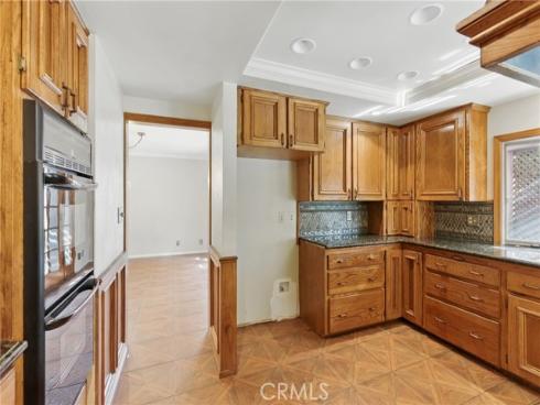 17192 Saint Andrews Lane, Huntington Beach, CA