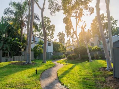 19642 Seawind Circle, Huntington Beach, CA